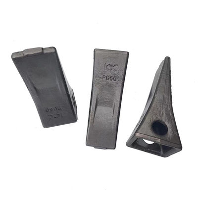 Koparka Komatsu PC60 Kute zęby łyżki Uniwersalne 20X-70-23161
